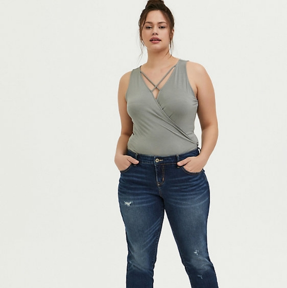 SOLD OUT Torrid bodysuit - Picture 3 of 10